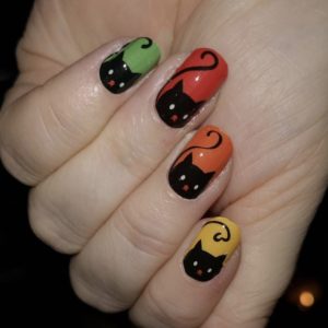 familiar cat nail wraps