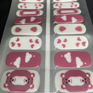 Bear with me nail wrap