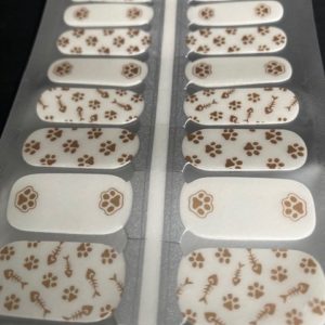 Toe beans and tuna bones nail wraps