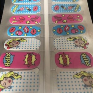 Pop art pout nail wrap