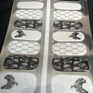 lay a little egg for me nail wrap