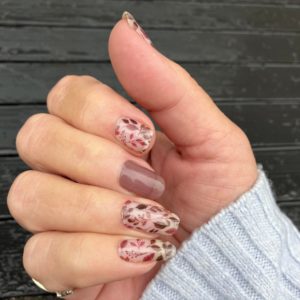 garden at twilight nail wrap