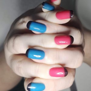 its a boy / girl gender reveal colour change nail wrap