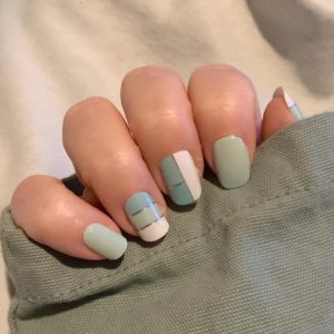 Fresh mint nail wrap