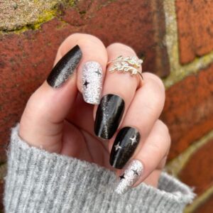 Handful of sky nail wrap